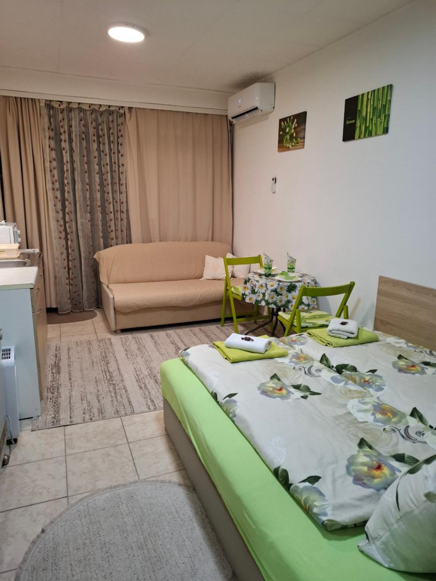 Nela Apartmani Ниш Екстер'єр фото