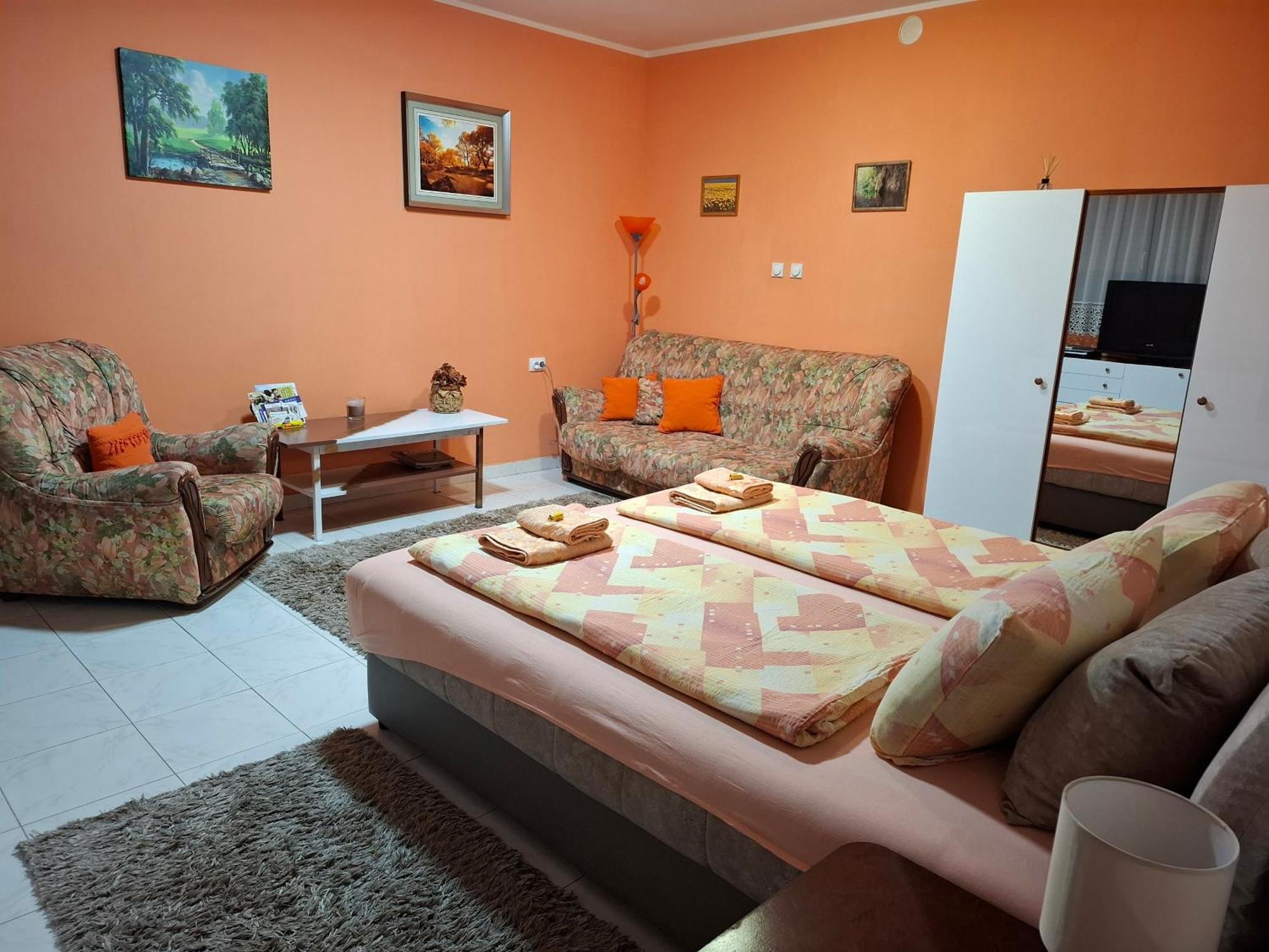 Nela Apartmani Ниш Екстер'єр фото