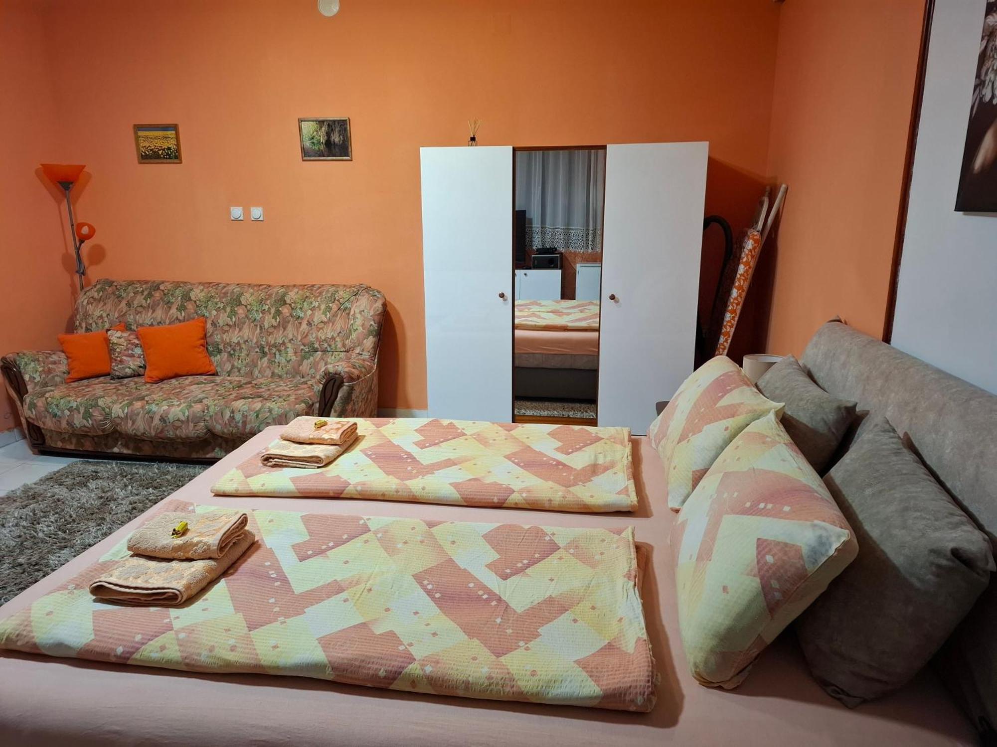 Nela Apartmani Ниш Екстер'єр фото
